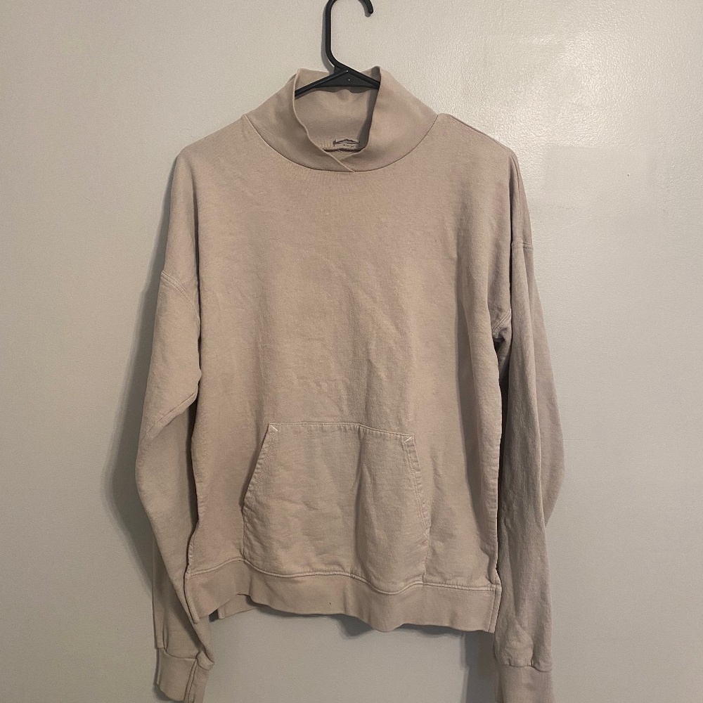 RTH poncho style sweatshirt